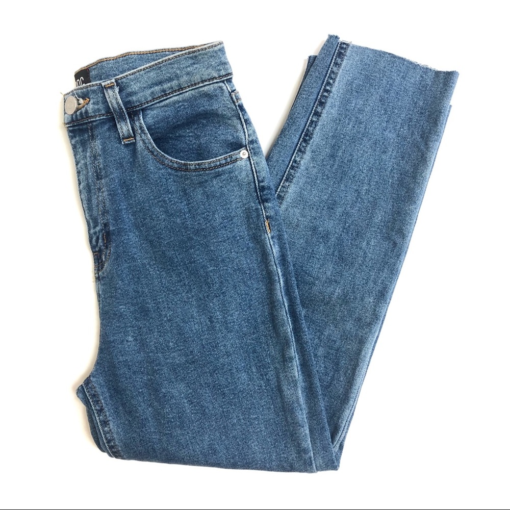 BDG Girlfriend High-Rise Denim Jeans Urban Outfitters